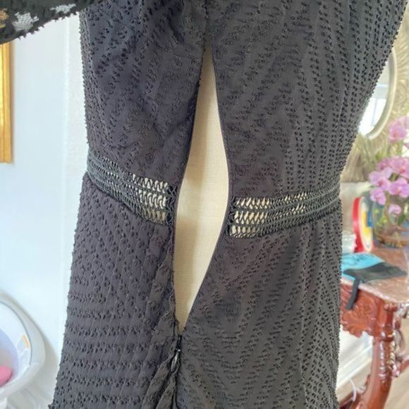 049Romeo and Juliet Couture cold shoulder Medium NWT - Picture 11 of 13